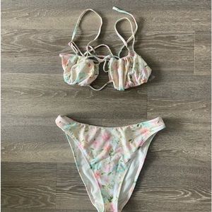 Abercrombie Bikini - white floral